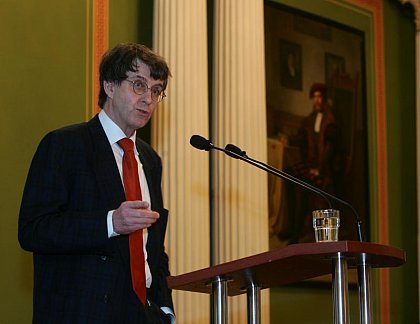 Prof. Armin Höland