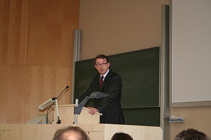 Begrung durch Prof. Dr. Winfried Kluth