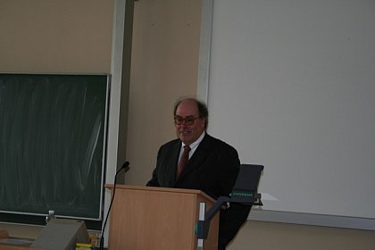 Vortrag von Prof. Dr. Eichenhofer zum Thema Soziale Gerechtigkeit