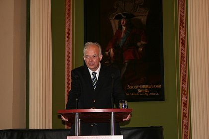 Prof. Dr. Dr. h.c. Paul Kirchhof sprach im Rahmen der Vortragsreihe "Facetten der Gerechtigkeit" zum Thema "Steuergerechtigkeit".