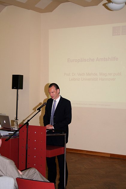 Vortrag Prof. Dr. Veith Mehde zur Europischen Verwaltungshilfe