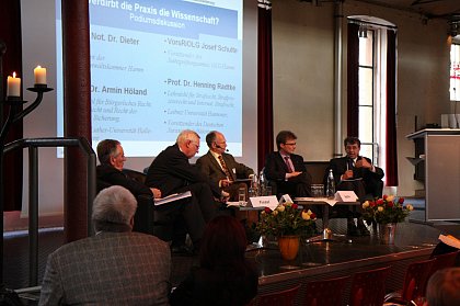 Podiumsdiskussion bei der Tagung "Praktische Jurisprudenz"