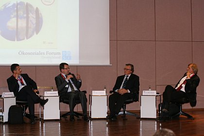 Abschlieende Podiumsdiskussion.
