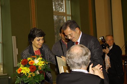 Prof. Prodi nebst Gattin nach der Auszeichnung.