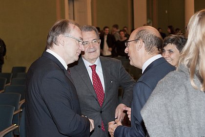 Ministerprsident Dr. Reiner Haseloff und Prof. Dr. Dr. h.c.mult. Romano Prodi im Gesprch