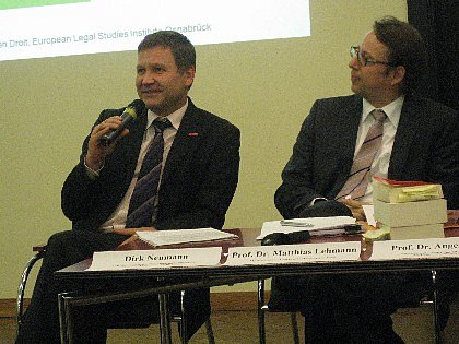 Podiumsdiskussion mit Herrn Neumann.