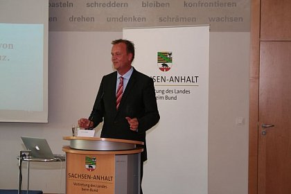 Impulsvortrag von Dr. Burkhard Lischka, MdB,. Mitglied des Kontrollgremiums des Deutschen Bundestages für Nachrichtendienste.
