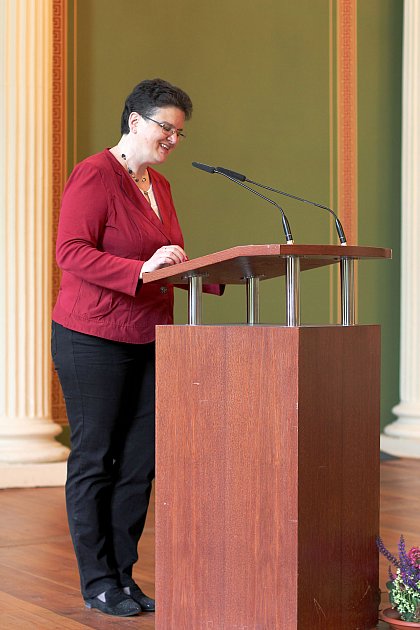 Begrüßung durch die Dekanin Prof. Dr. Claudia Becker