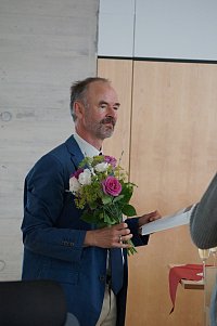 Festschriftübergabe | Foto: Ottmar Rensch