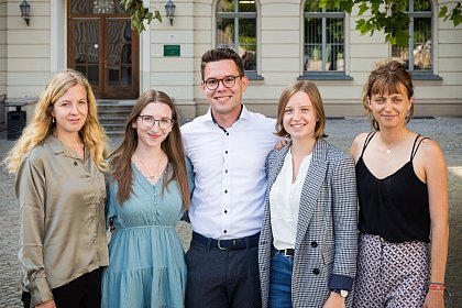 v.l.n.r. Karla Schöbel (ehem.), Jenny Unger, Hannes Müller, Julia Kahlo, Leonore Franz Foto: Imke Germer
