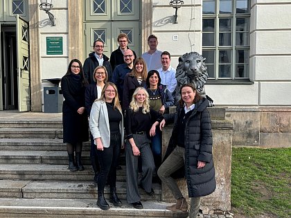 Lehrstuhl Prof. Dr. Meller-Hannich: Ayse Sayim, Prof. Dr. Konstantin Branovitskii, Dr. Katharina Bernheim-Engler, Lisa Blisse, Eric Kltzer, Lukas Hundertmark, Pauline Modra, Simone Krapf, Tina Kunath, Paul Baudis, Dr. Daniel Timmermann, Prof. Dr. Caroline Meller-Hannich