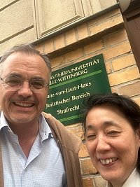 Prof. Rosenau gemeinsam mit Prof. Tomoko Utsumi